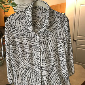 Black and white tunic blouse